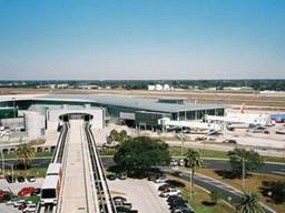 Terminalul C al Aeroportului International Tampa, Florida