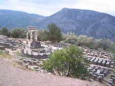 Tholosul din Delphi