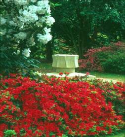 planul_Exbury_Garden_10_monument