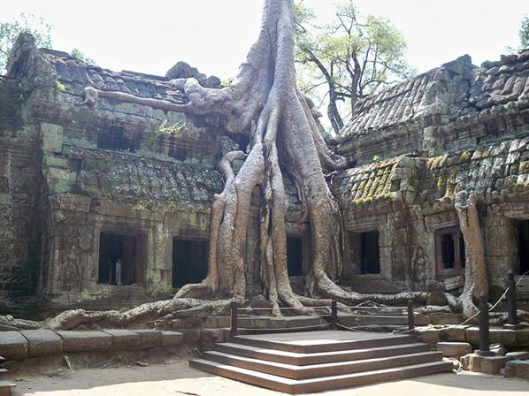 File:Ta Phrom 7.jpg