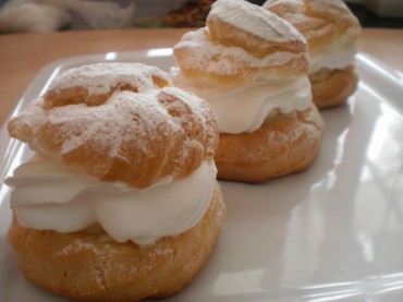 Choux a la creme